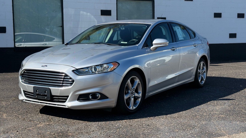 2015 Ford Fusion Image 16