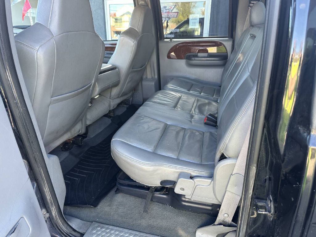 2004 Ford F-350 Image 7