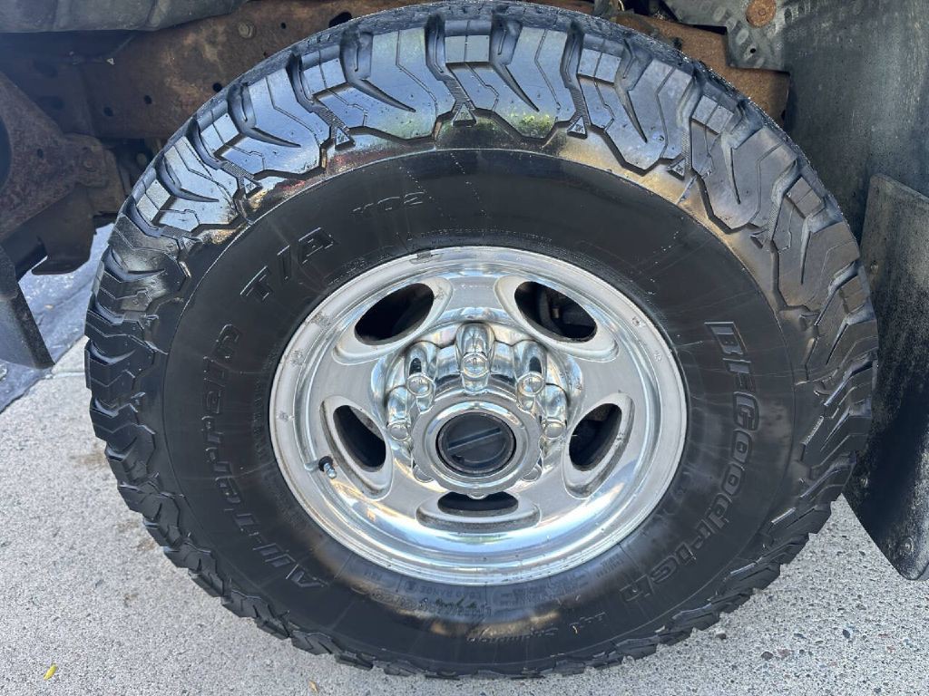 2004 Ford F-350 Image 18