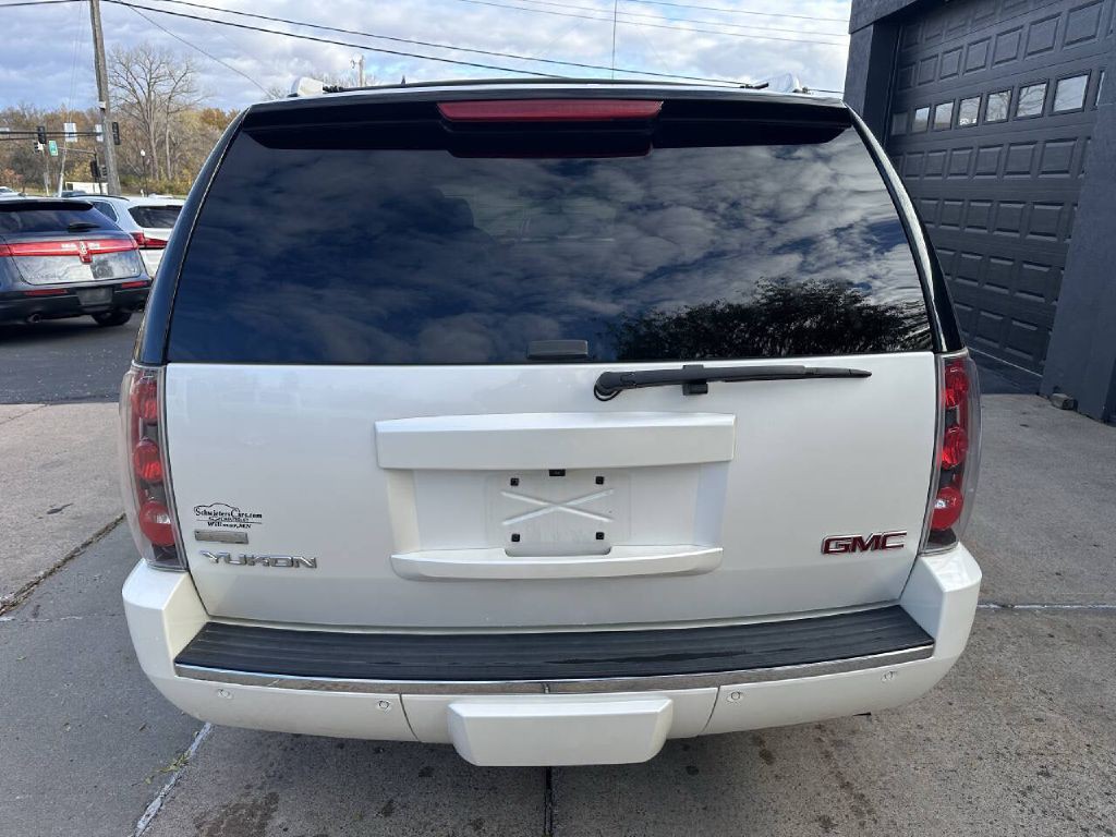 2011 GMC Yukon Image 5
