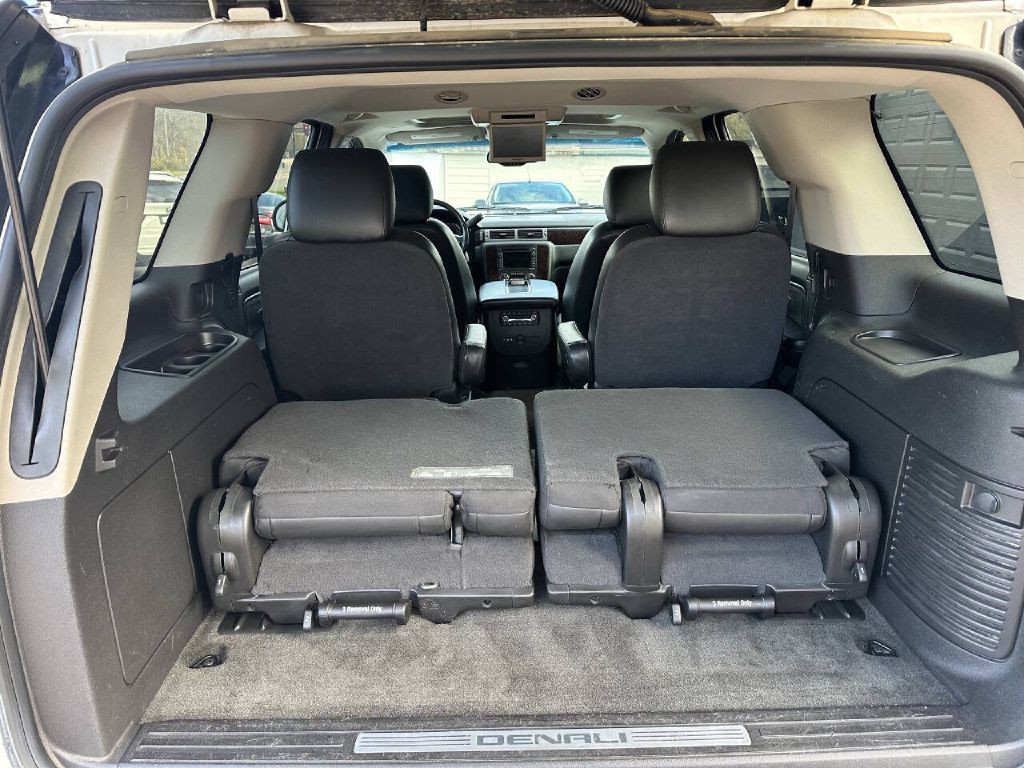 2011 GMC Yukon Image 6