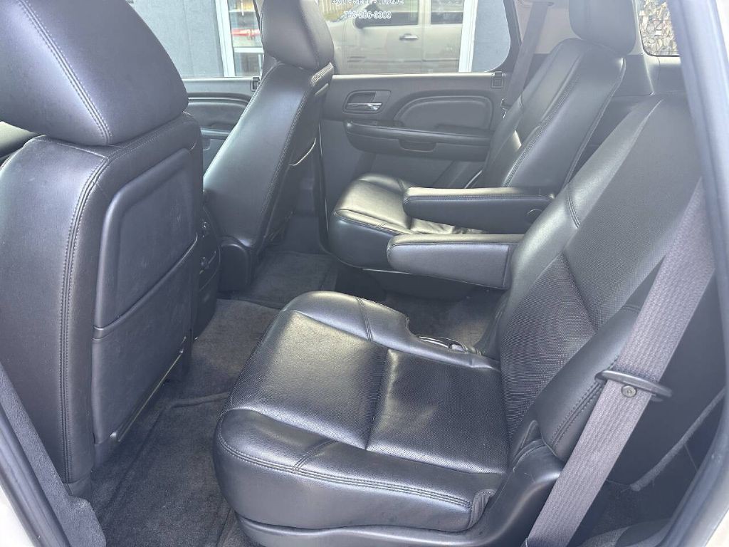 2011 GMC Yukon Image 7