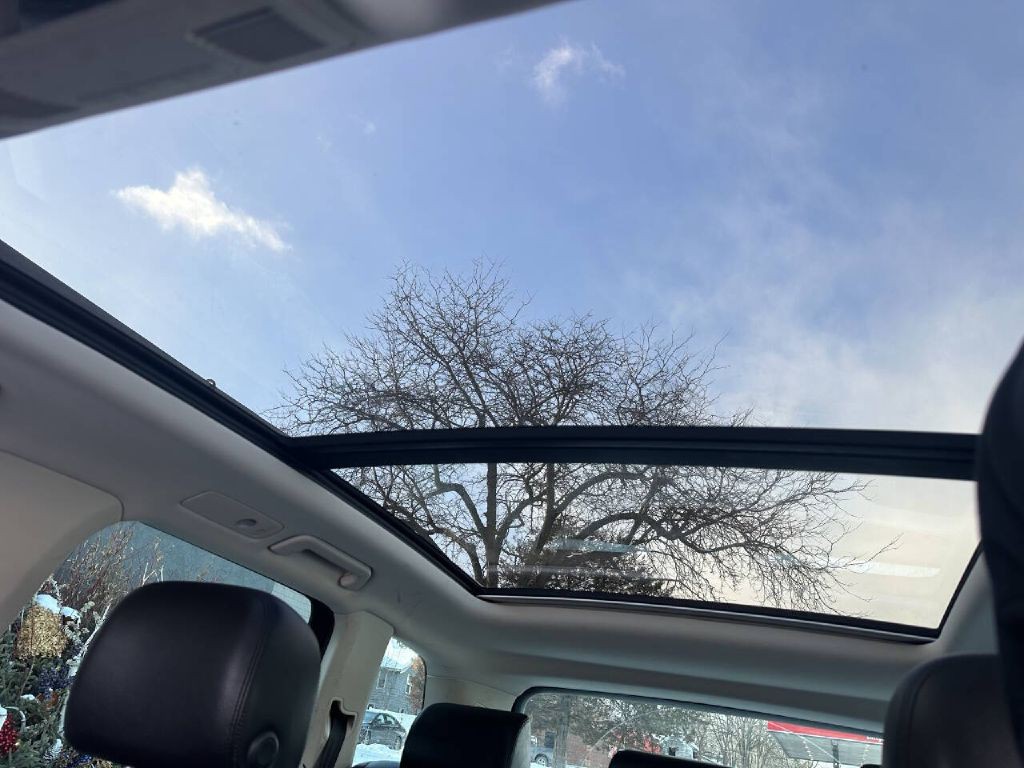 2016 Volkswagen Touareg Image 18