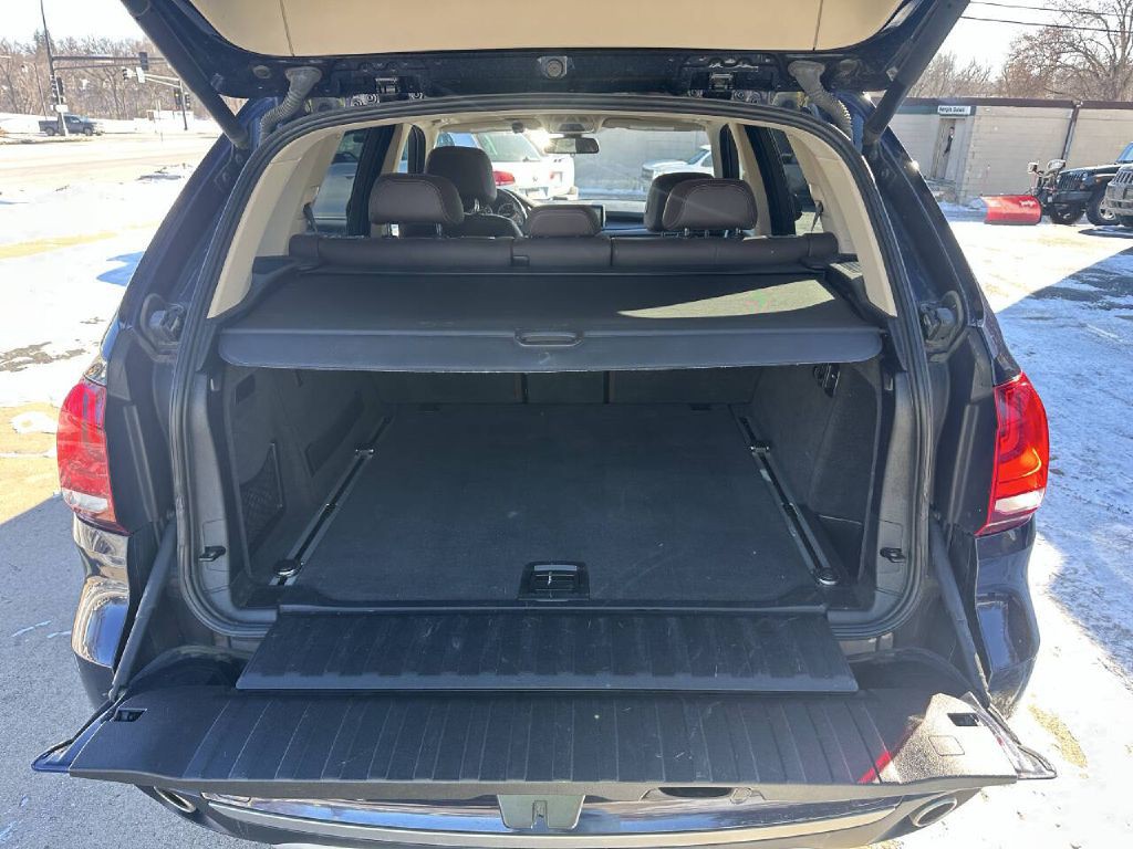 2014 BMW 5 Series Image 6