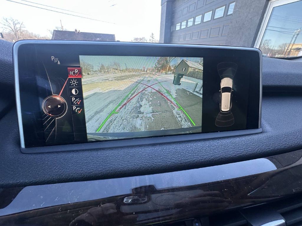 2014 BMW 5 Series Image 18