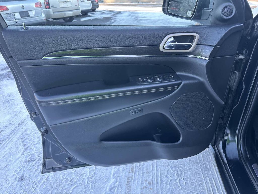 2015 Jeep Grand Cherokee Image 10