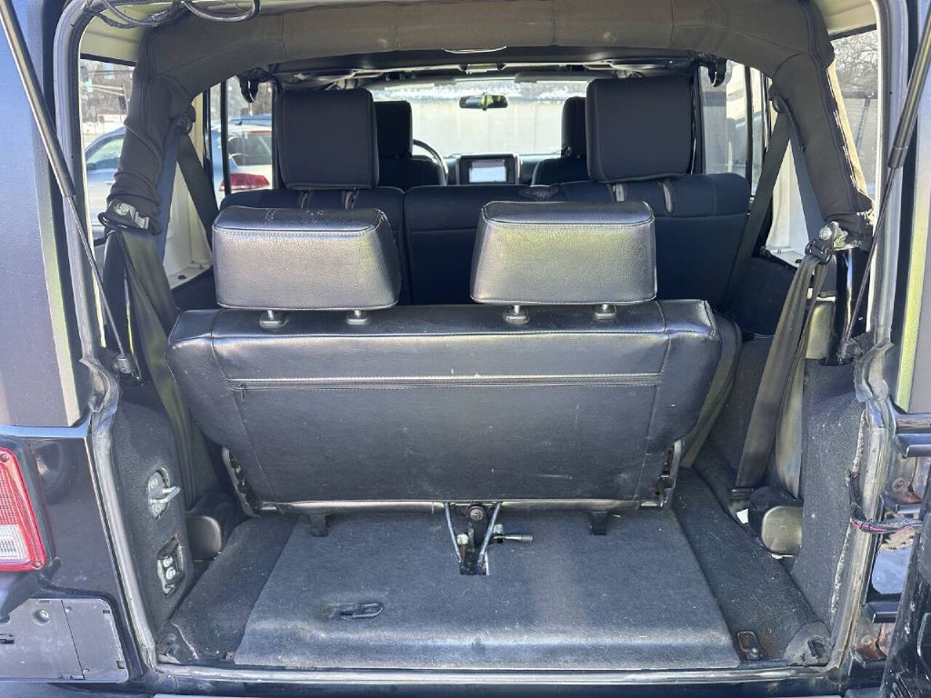 2010 Jeep Wrangler Unlimited Image 5