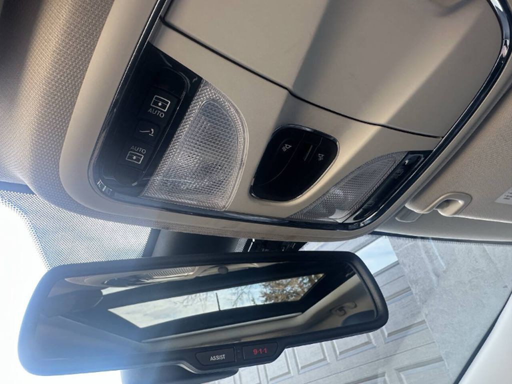 2015 Jeep Cherokee Image 15