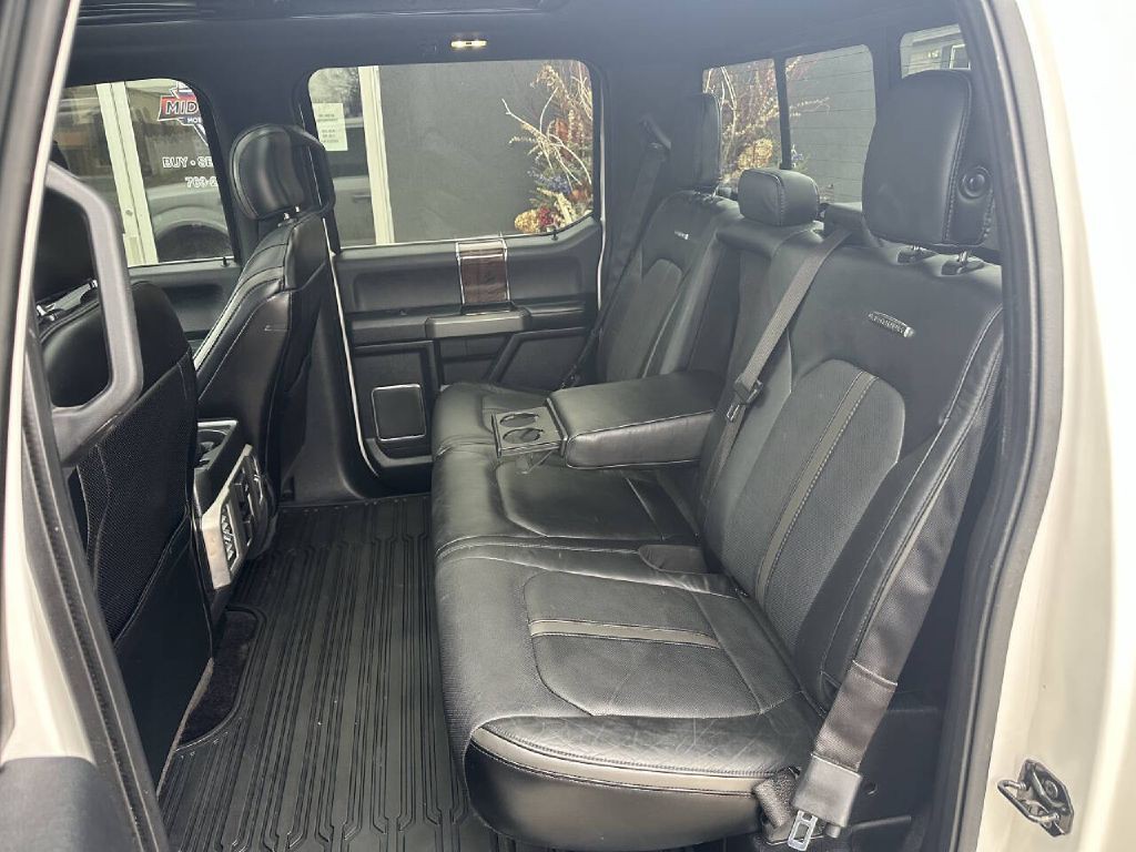 2015 Ford F-150 Image 9