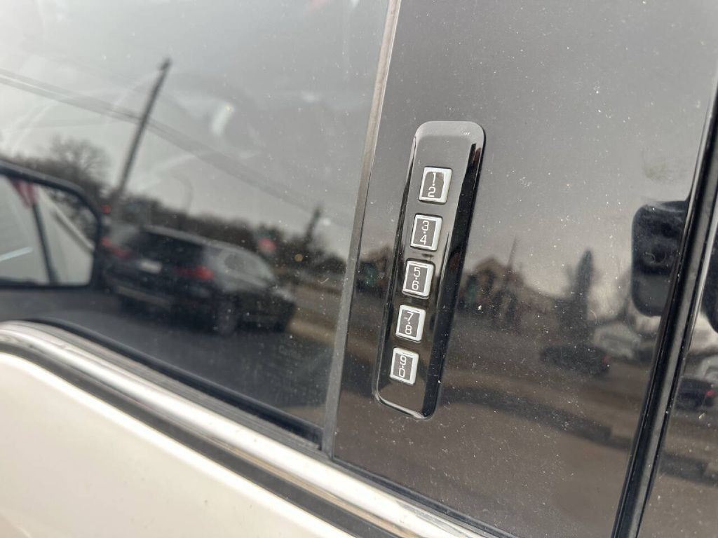 2015 Ford F-150 Image 13