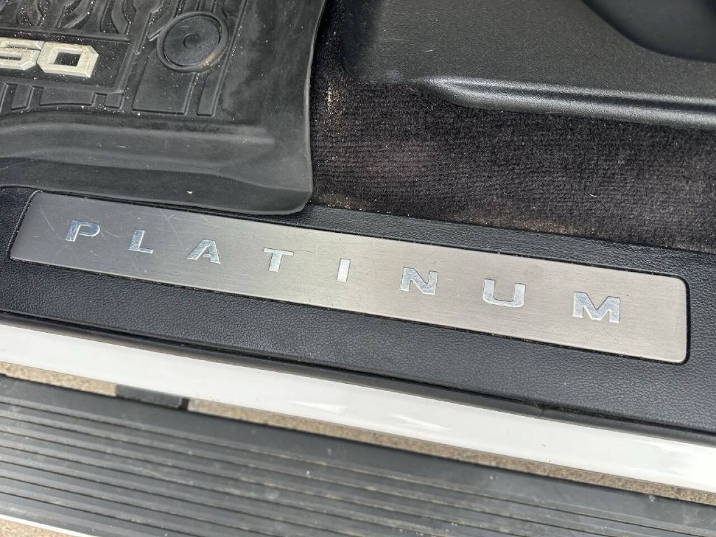 2015 Ford F-150 Image 15