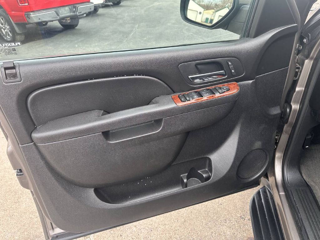 2014 GMC Yukon Image 10