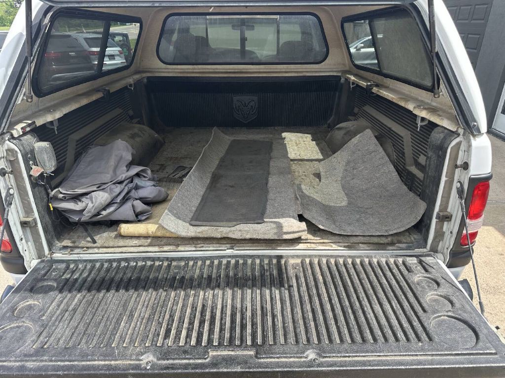 2001 Dodge Ram 2500 Image 25