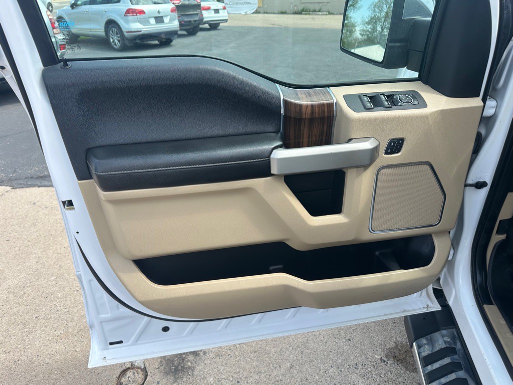 2016 Ford F-150 Image 9