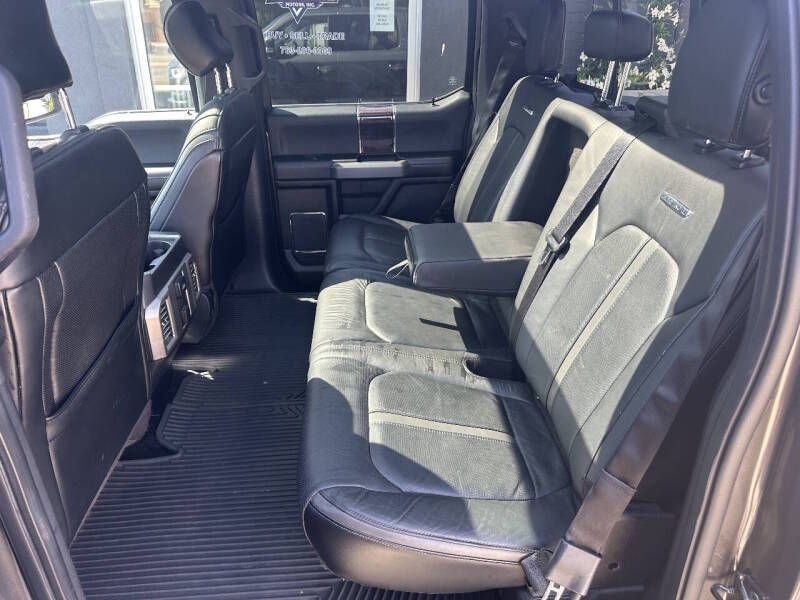 2015 Ford F-150 Image 9