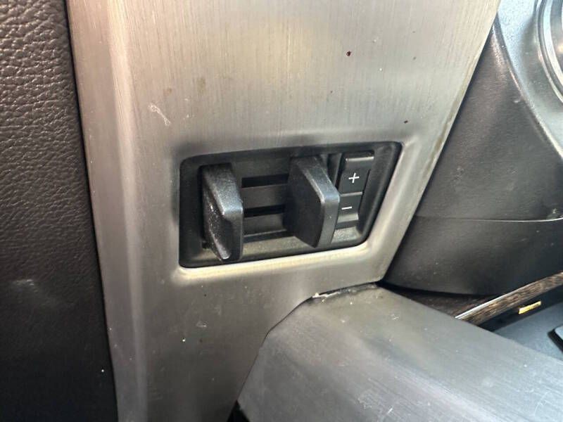2015 Ford F-150 Image 16