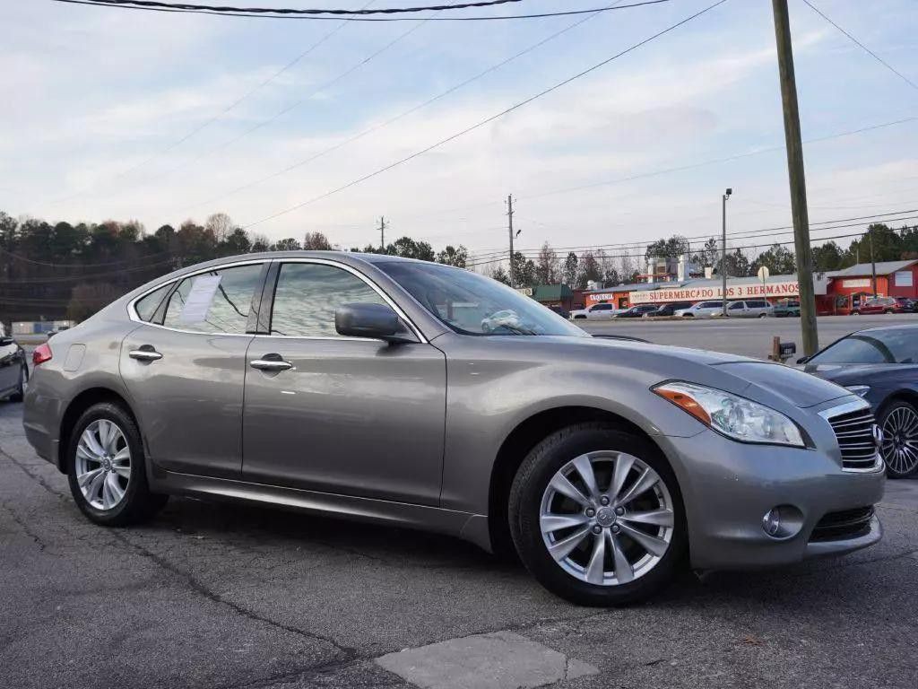 2011 INFINITI M37 Image 6