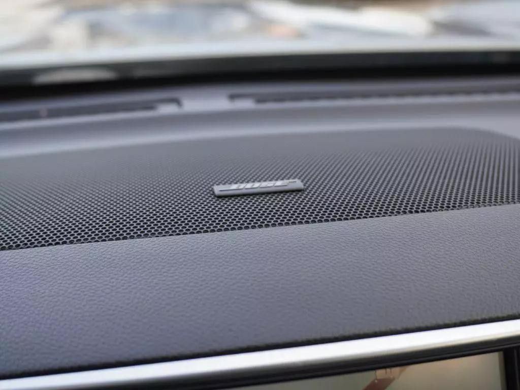 2011 INFINITI M37 Image 46