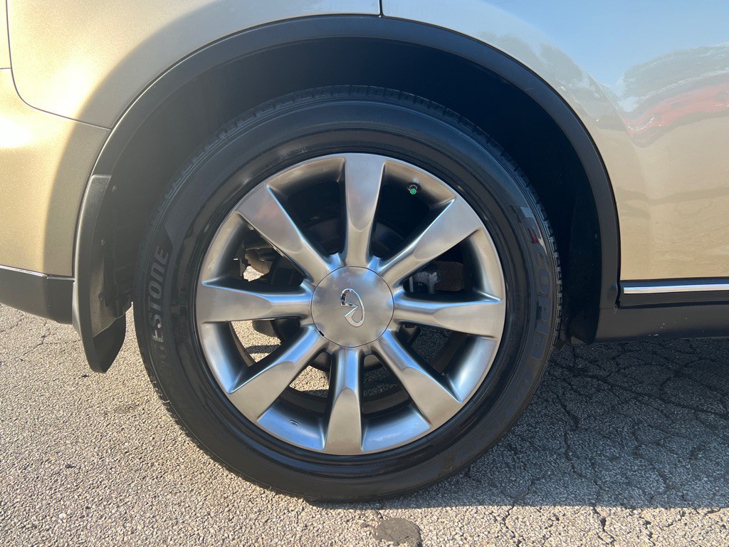2005 INFINITI FX45 Image 9
