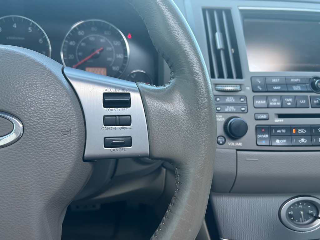 2005 INFINITI FX45 Image 15