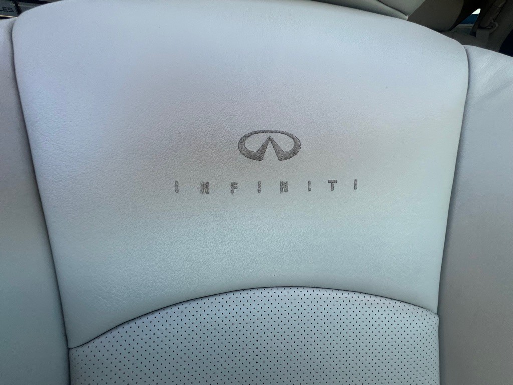 2005 INFINITI FX45 Image 22