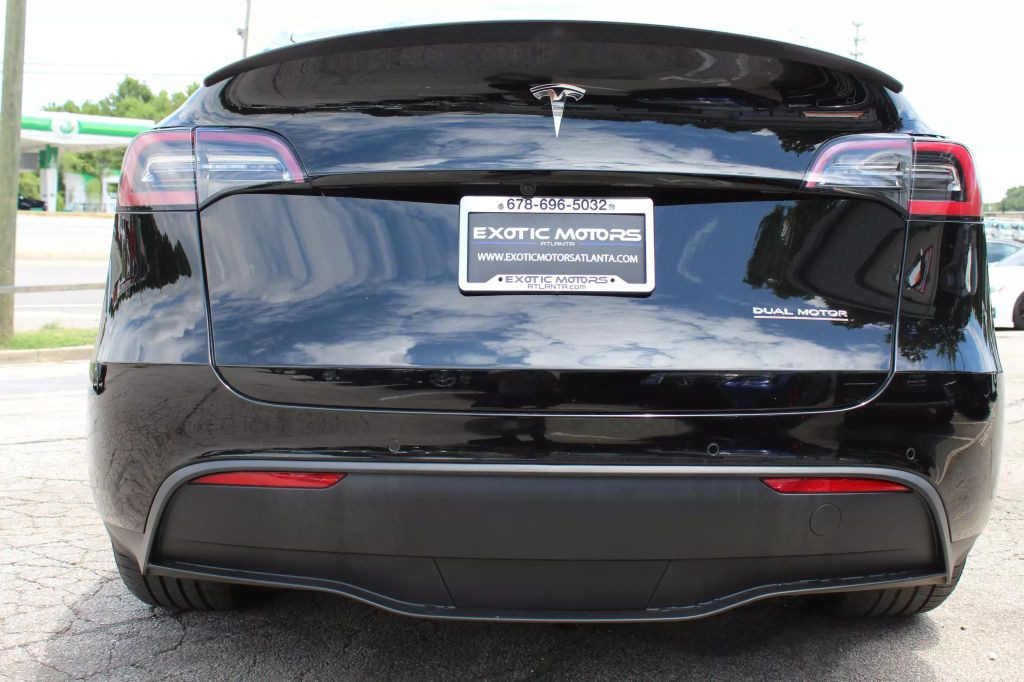 2020 Tesla Model Y Image 8