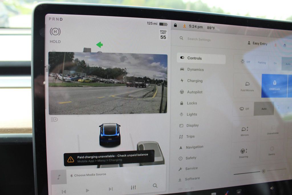 2020 Tesla Model Y Image 27