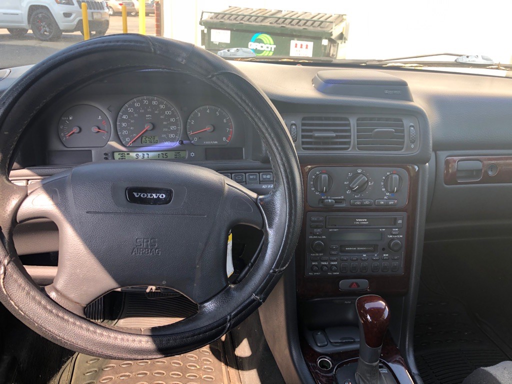 2001 Volvo C70 Image 14