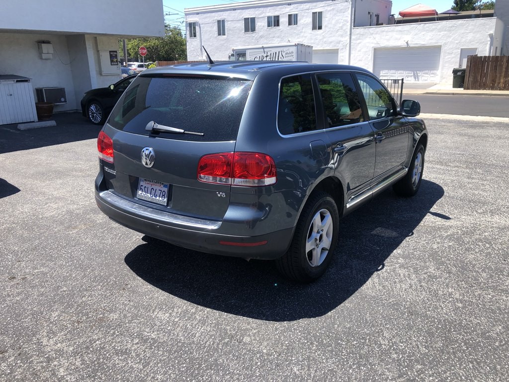 2006 Volkswagen Touareg Image 3