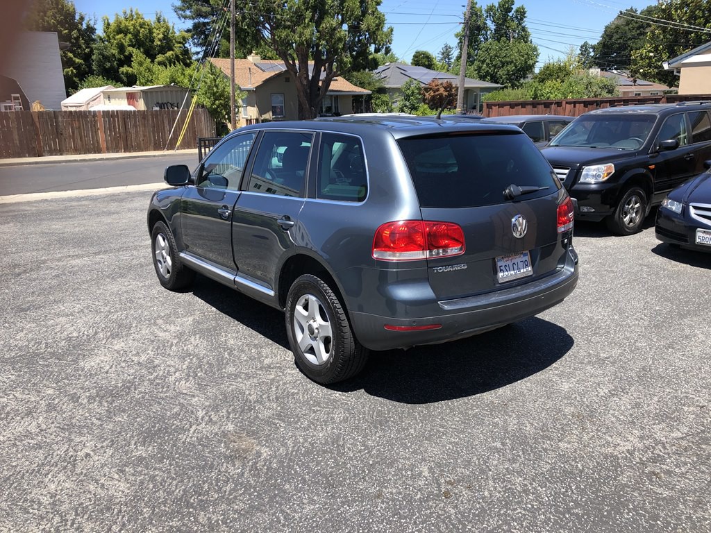 2006 Volkswagen Touareg Image 4