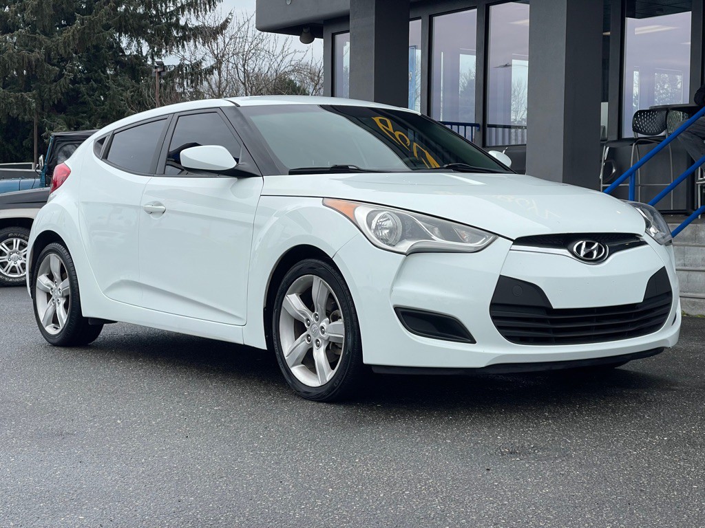 2014 Hyundai Veloster Image 2