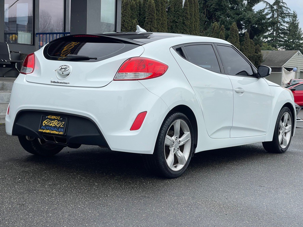 2014 Hyundai Veloster Image 4
