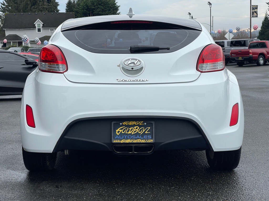2014 Hyundai Veloster Image 5