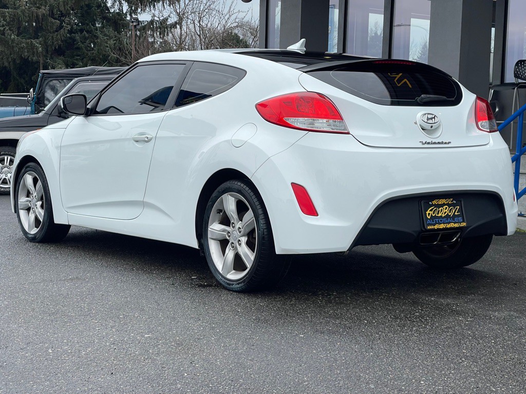 2014 Hyundai Veloster Image 6