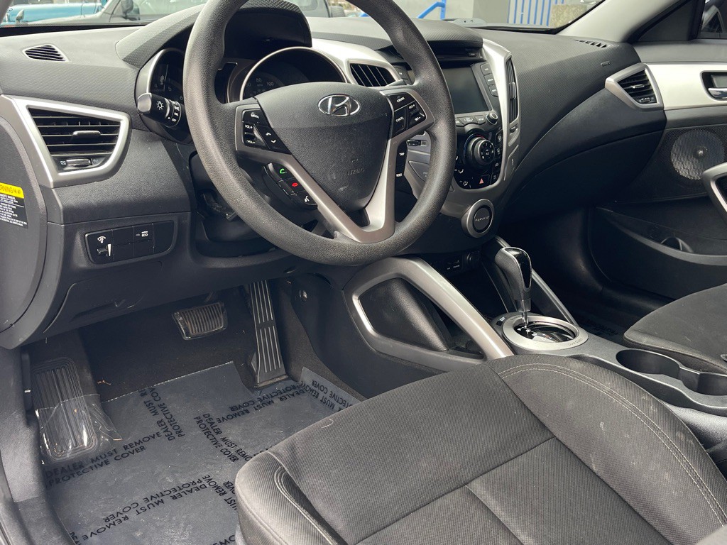 2014 Hyundai Veloster Image 11