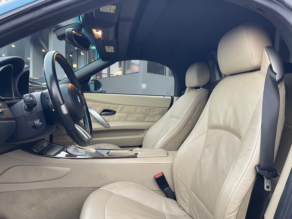 2003 BMW Z4 Image 11