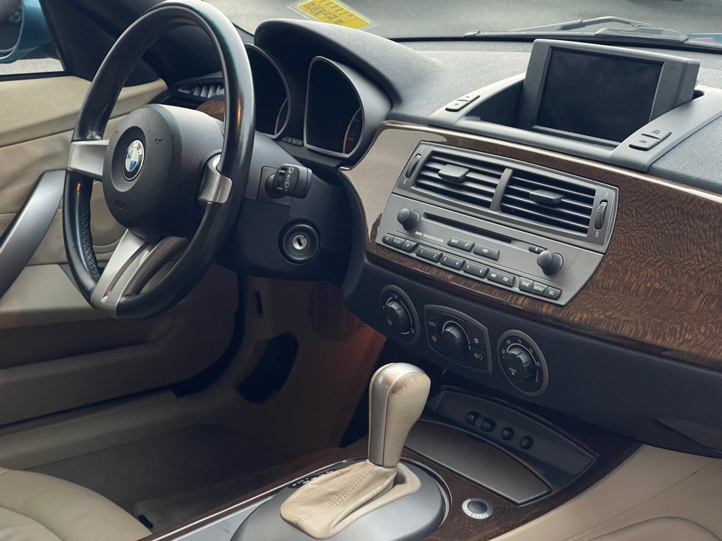 2003 BMW Z4 Image 15