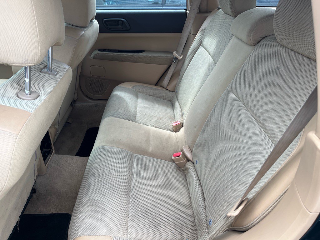 2005 Subaru Forester Image 6