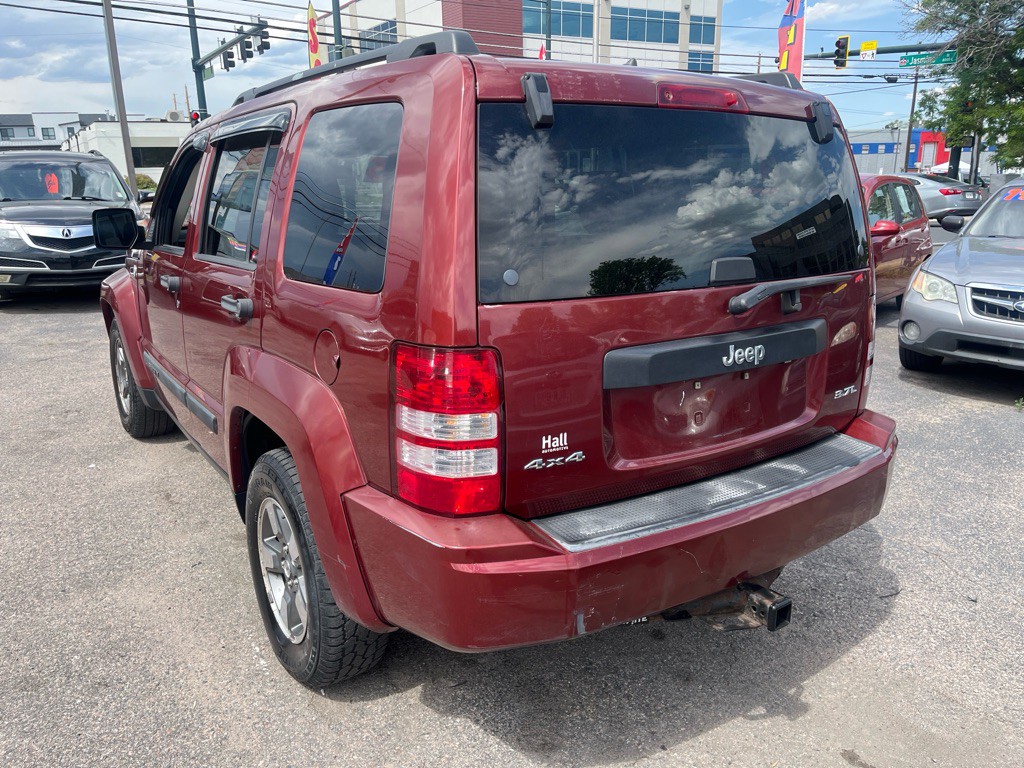 2008 Jeep Liberty Image 4