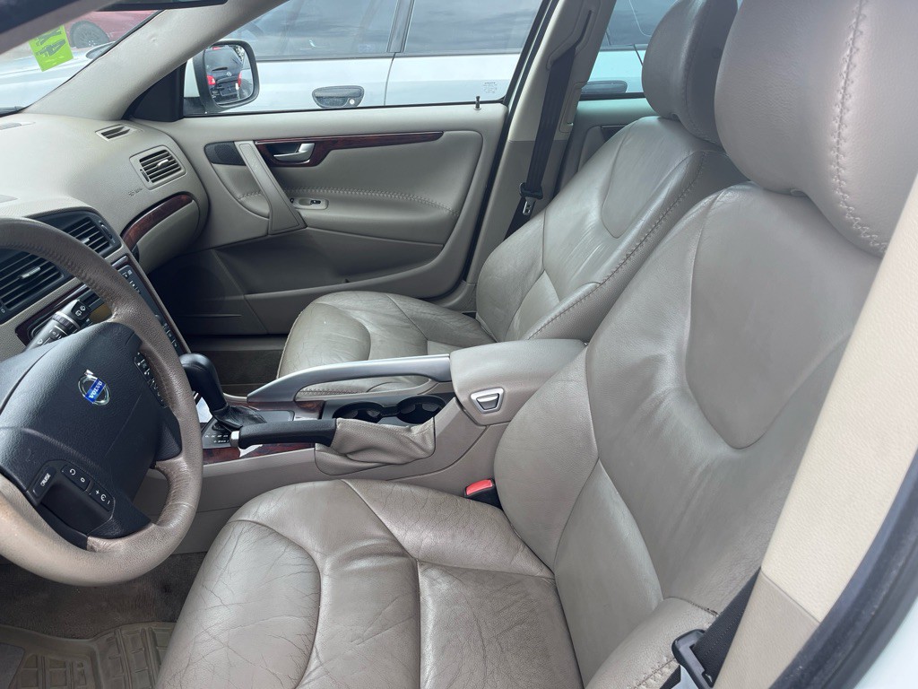 2007 Volvo XC70 Image 7