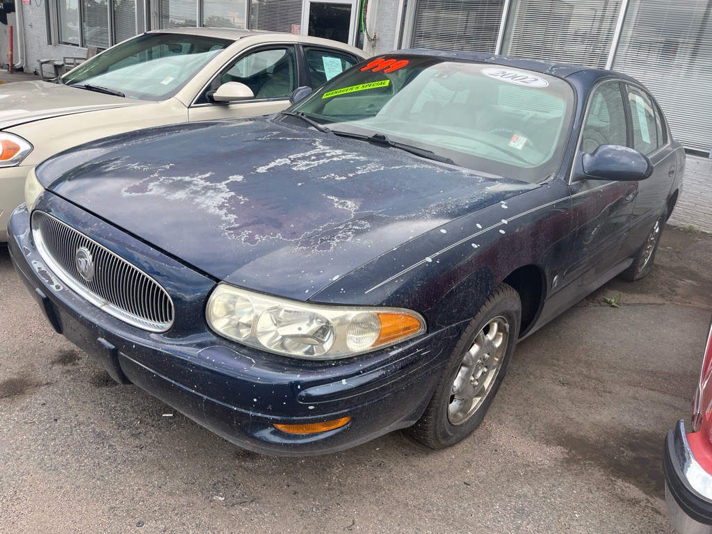 2002 Buick LeSabre Image 2