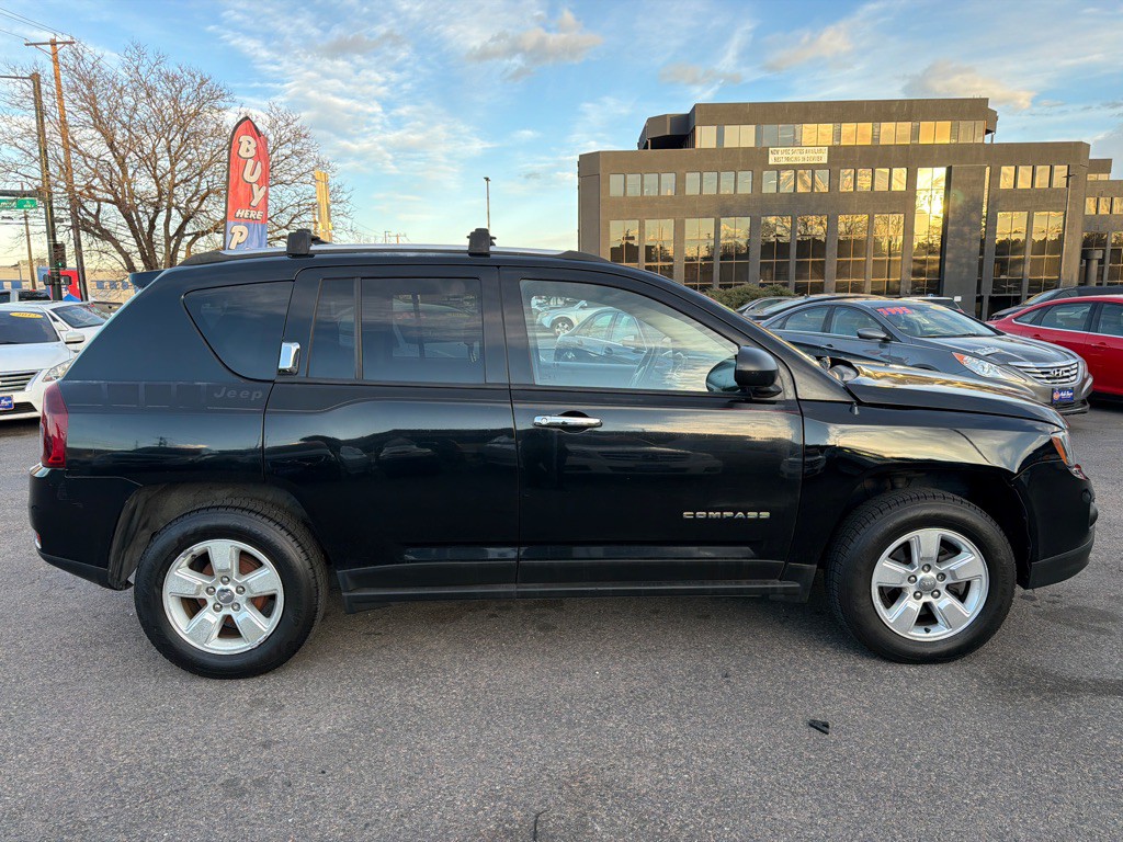 2014 Jeep Compass Image 4