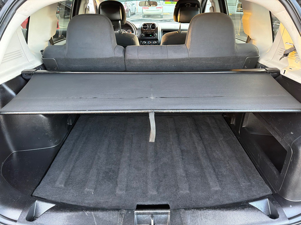 2014 Jeep Compass Image 14