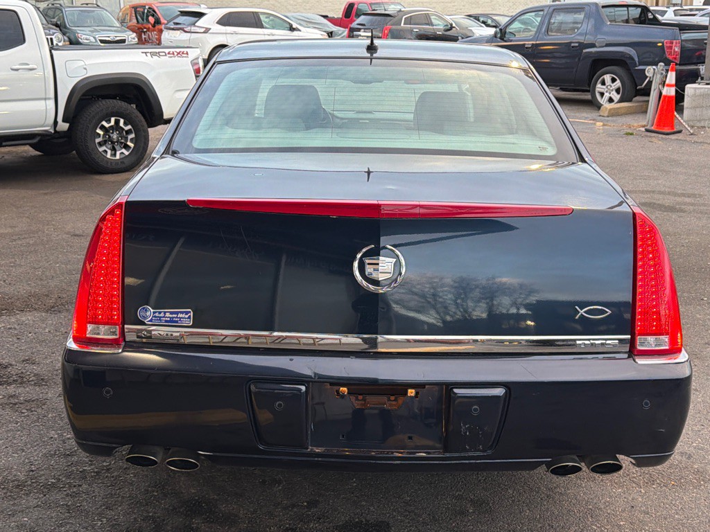 2007 Cadillac DTS Image 6