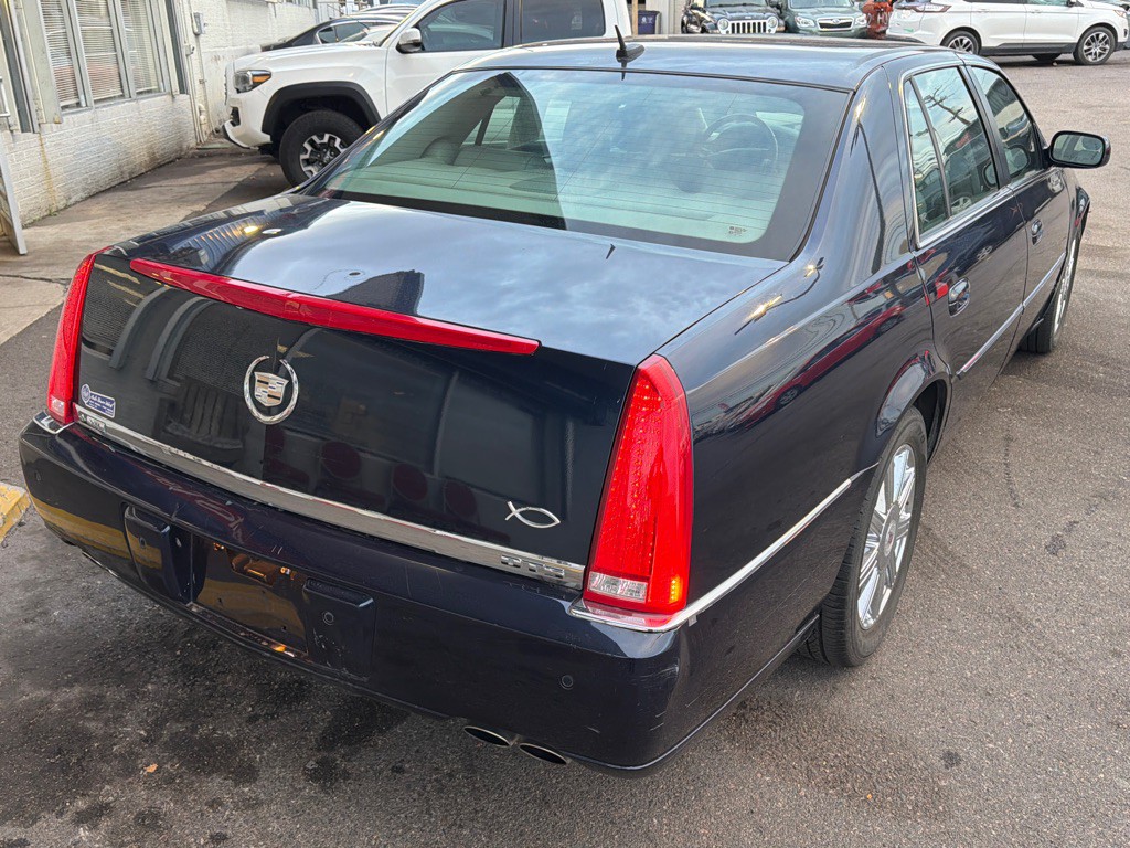 2007 Cadillac DTS Image 7