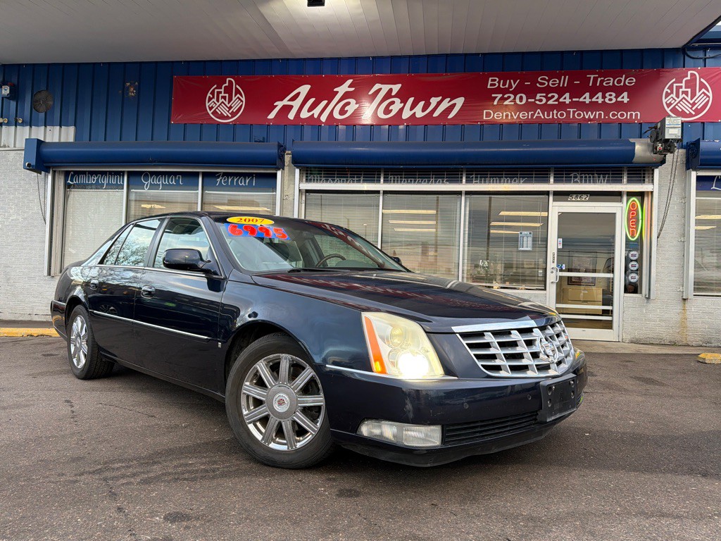 2007 Cadillac DTS Image 1