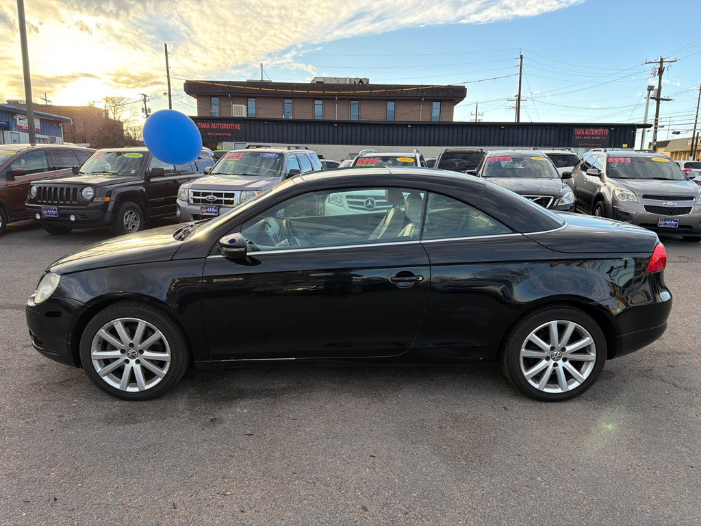 2010 Volkswagen Eos Image 4