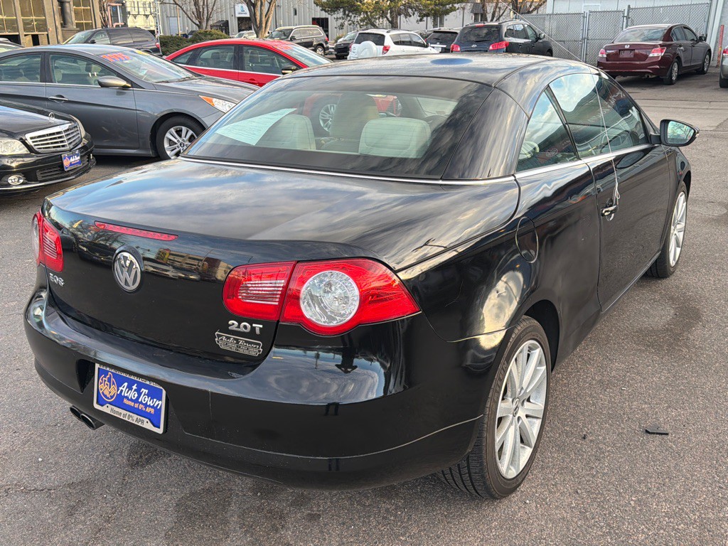 2010 Volkswagen Eos Image 7