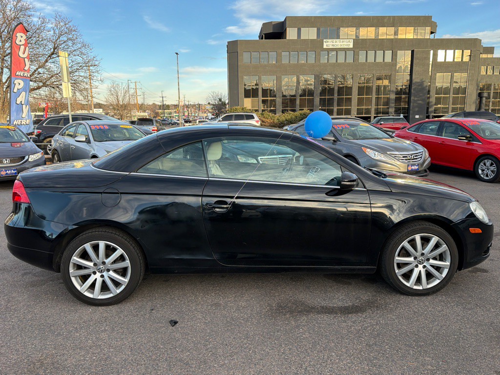 2010 Volkswagen Eos Image 8