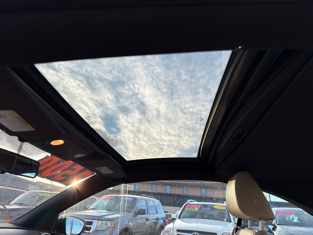 2010 Volkswagen Eos Image 12